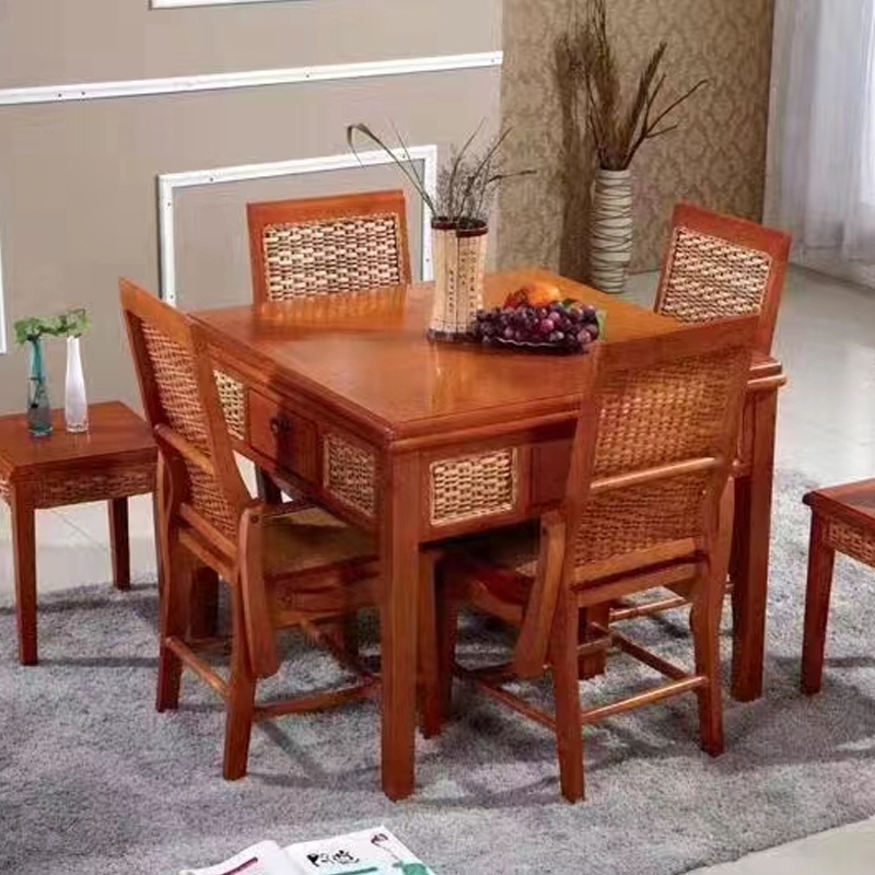 藤编桌椅
